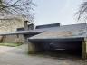 Rustig gelegen domein met privacy, op 5km van centrum Roeselare. Bestaande uit hall, living, open ke